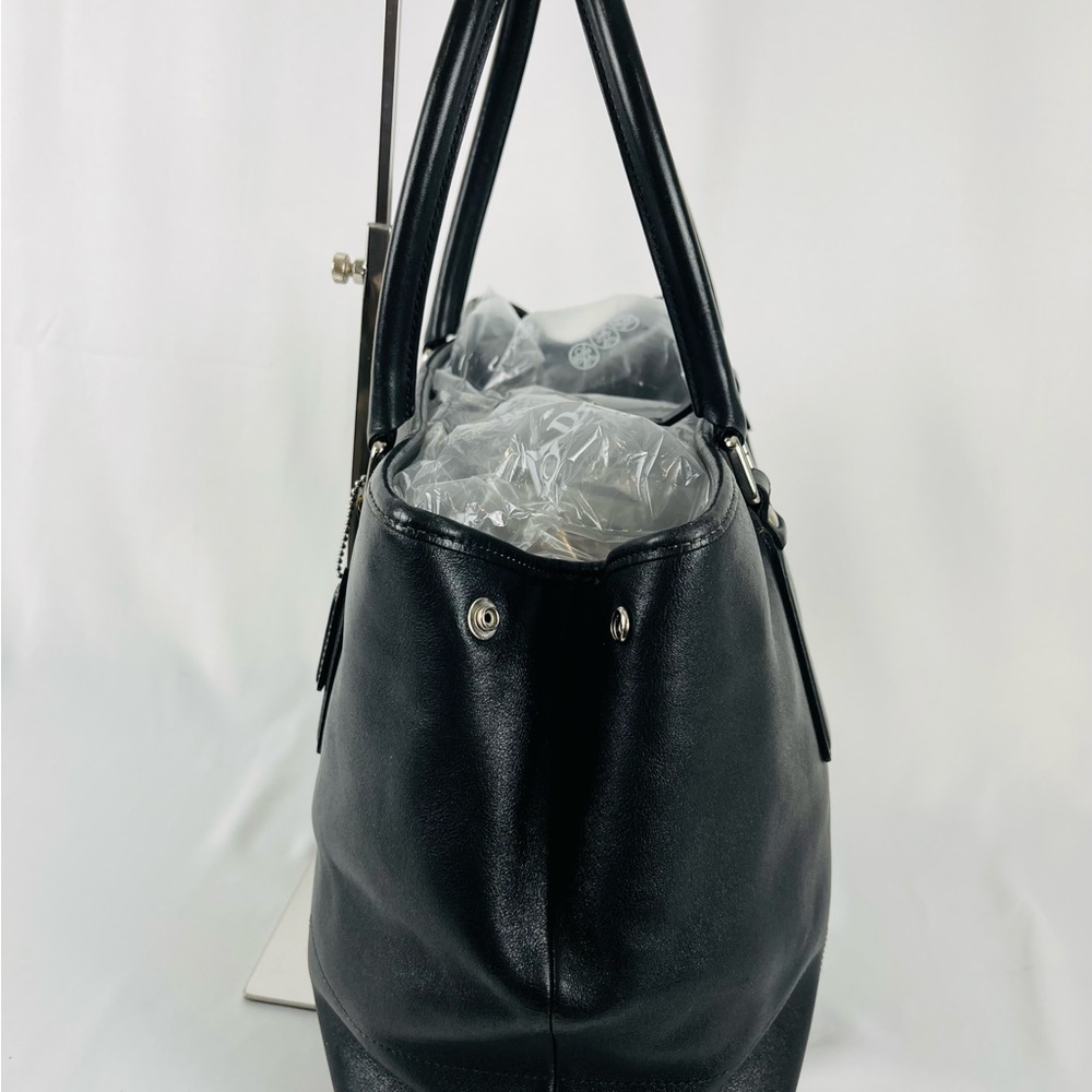 Coach Hamptons Classic Black Leather Hand Bag Tote D1J-7757 Lobster Clasp Close - Picture 5 of 15